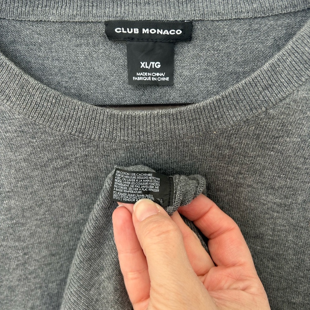 Club Monaco Cotton Cashmere Sweater Men’s XL Gray Lightweight Crewneck - Picture 4 of 4